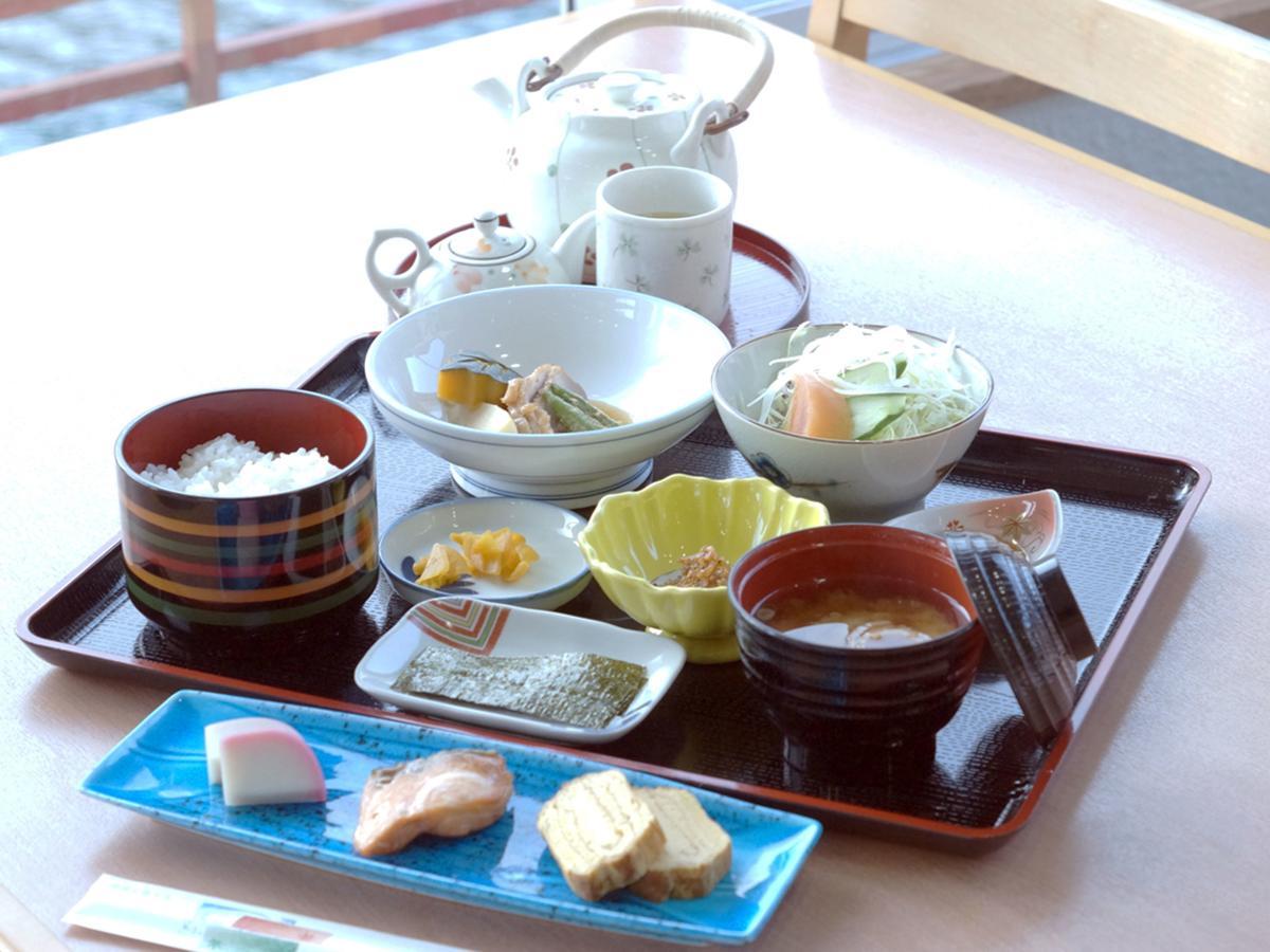 Отель Momijigawa Onsen Naka Экстерьер фото